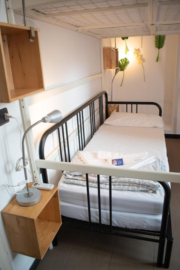 Abbey Hostel Genoa Luaran gambar