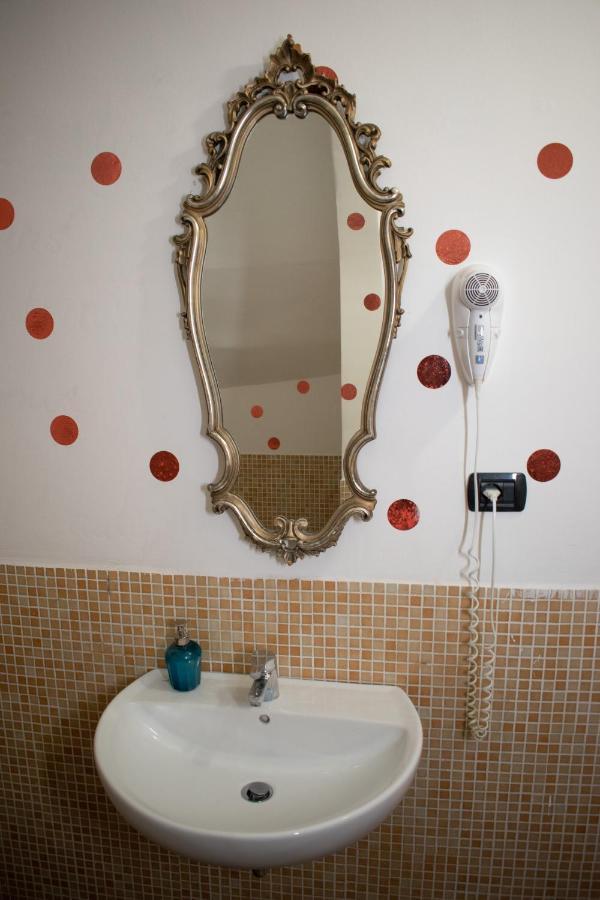 Abbey Hostel Genoa Luaran gambar
