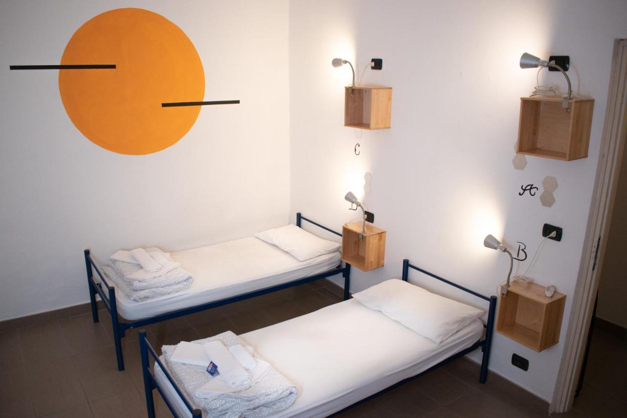 Abbey Hostel Genoa Luaran gambar