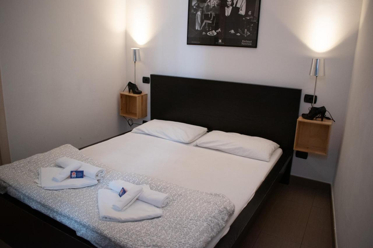 Abbey Hostel Genoa Luaran gambar